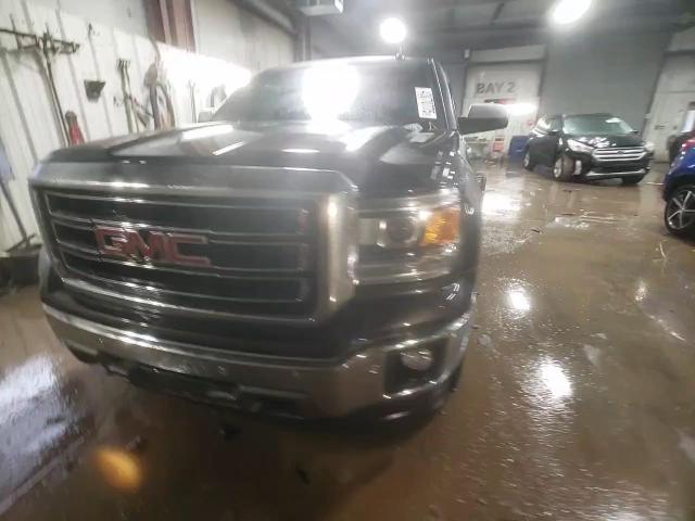 2015 GMC Sierra - Image 13