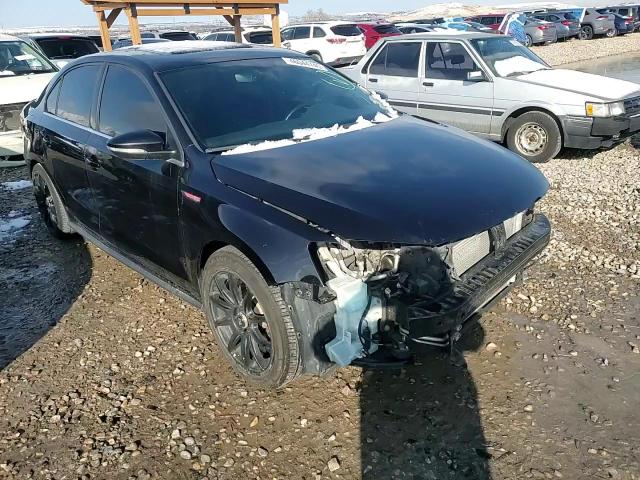 2017 Volkswagen Jetta - Image 11