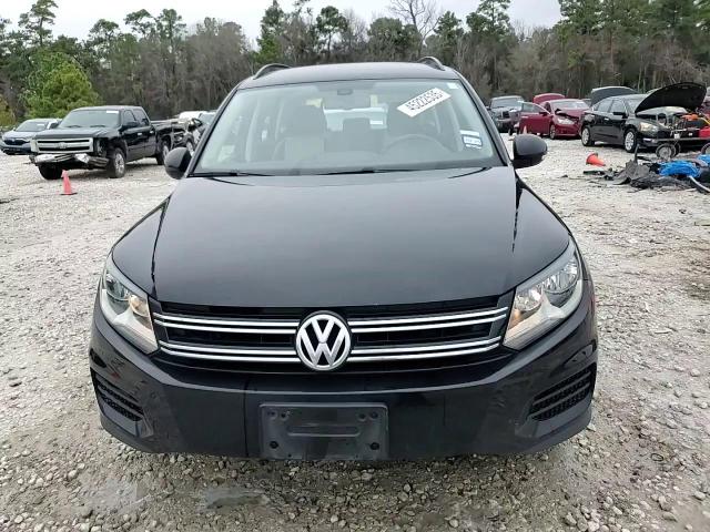 2017 Volkswagen Tiguan - Image 15