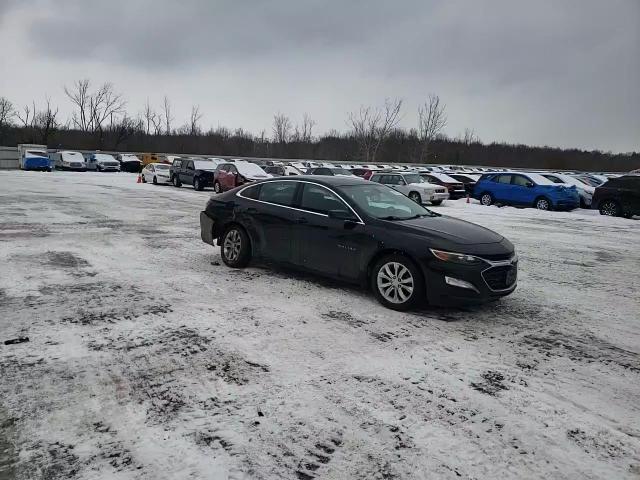 2020 Chevrolet Malibu - Image 11