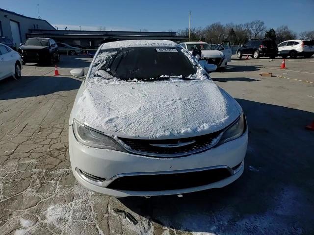 2015 Chrysler 200 - Image 13