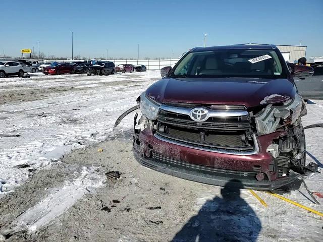 2015 Toyota Highlander - Image 11