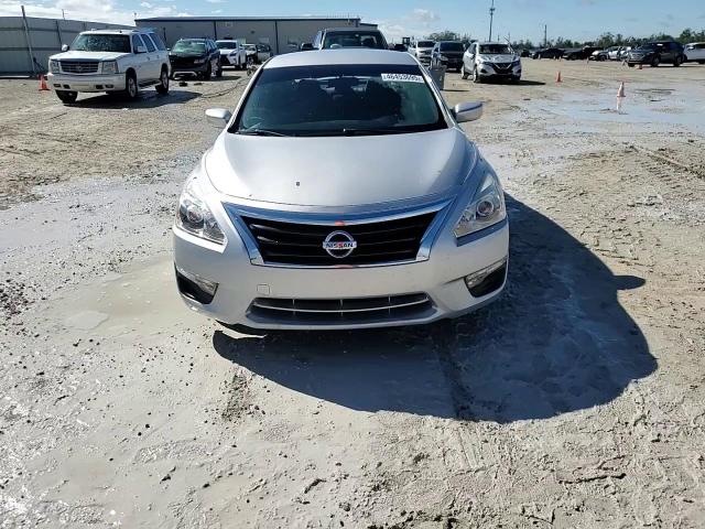 2013 Nissan Altima - Image 11
