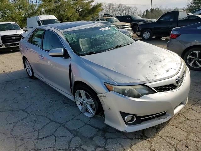 2013 Toyota Camry - Image 11