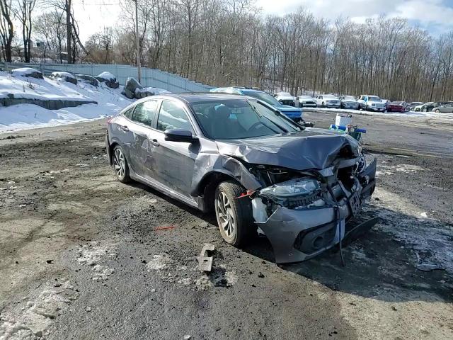 2016 Honda Civic - Image 10