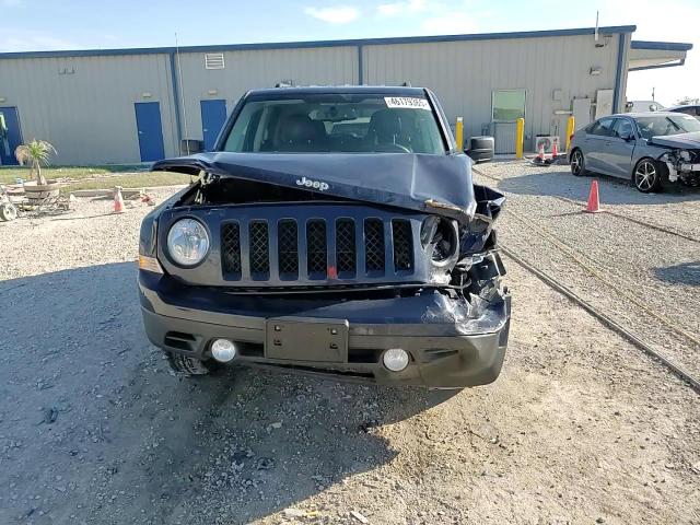 2017 Jeep Liberty (Patriot) - Image 14