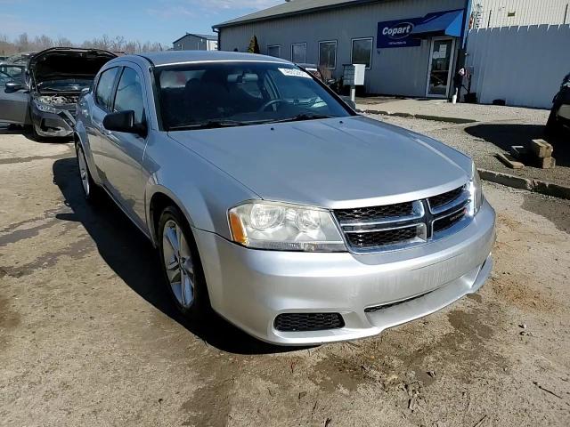 2012 Dodge Avenger - Image 13