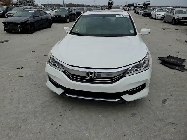 2016 Honda Accord - Image 11