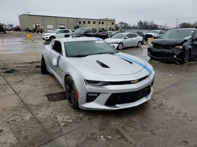2016 Chevrolet Camaro - Image 11