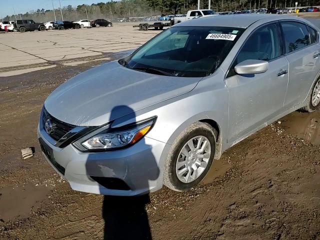 2016 Nissan Altima - Image 11