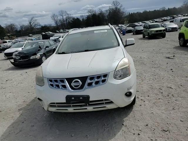 2011 Nissan Rogue - Image 12