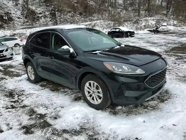 2022 Ford Escape - Image 14