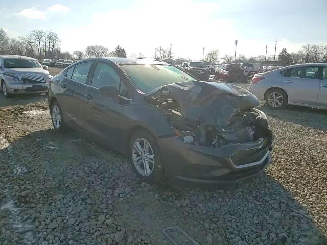 2016 Chevrolet Cruze - Image 10