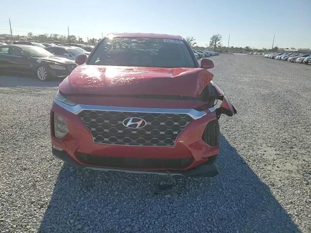 2019 Hyundai Santa Fe - Image 12