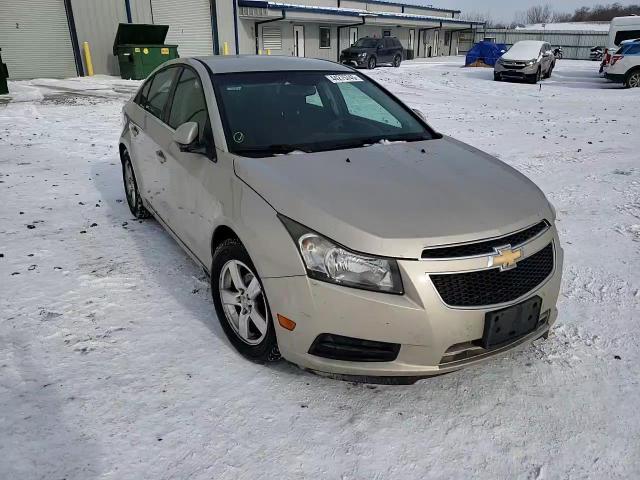2011 Chevrolet Cruze - Image 11