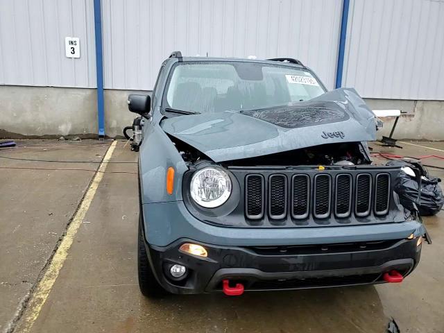 2017 Jeep Renegade - Image 14