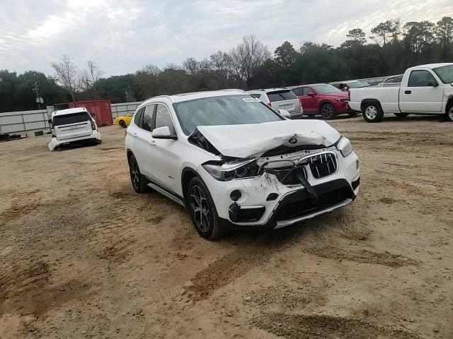 2016 BMW X1 - Image 11