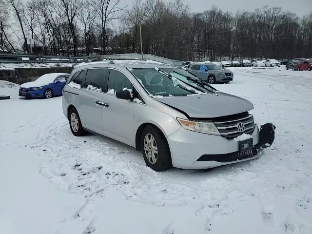 2013 Honda Odyssey - Image 11