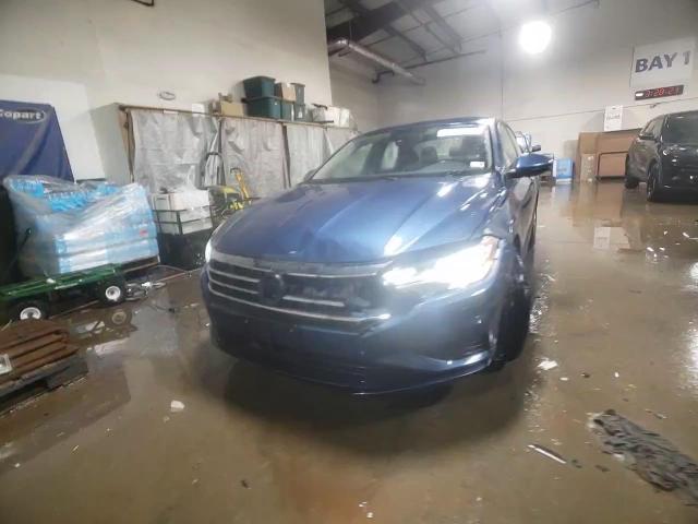 2019 Volkswagen Jetta - Image 13
