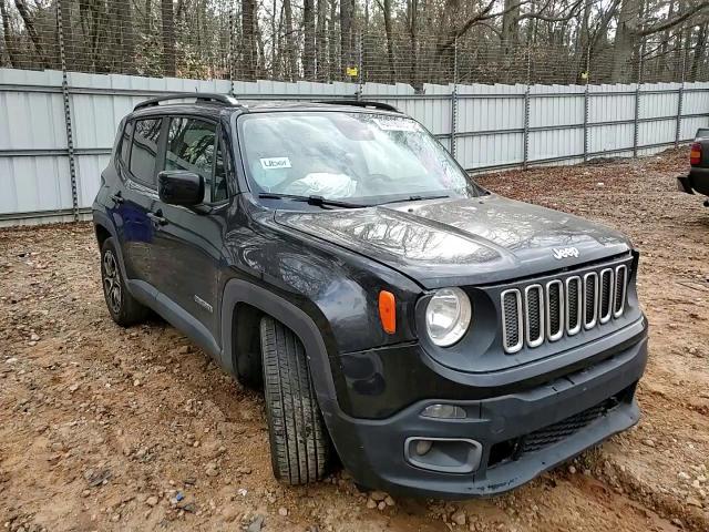 2015 Jeep Renegade - Image 12