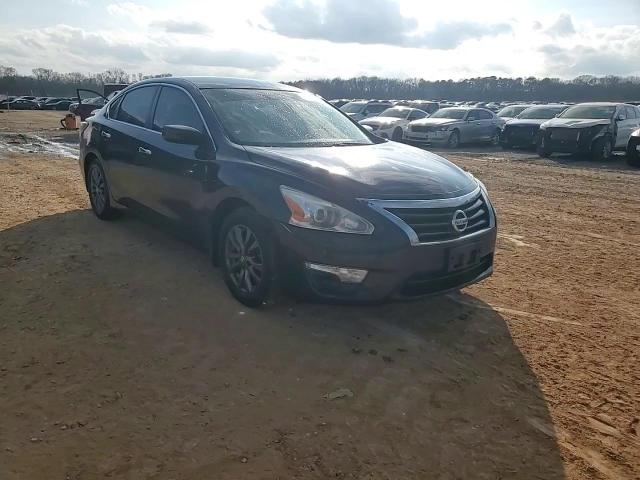 2015 Nissan Altima - Image 13