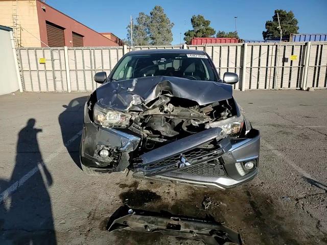 2019 Mitsubishi Outlander - Image 12
