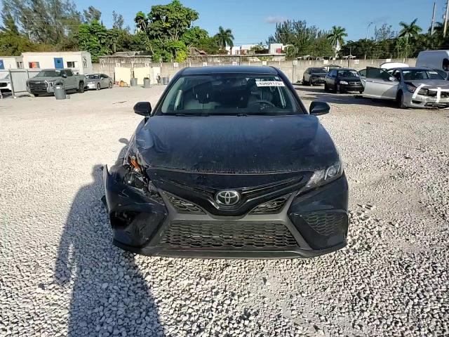 2021 Toyota Camry - Image 13