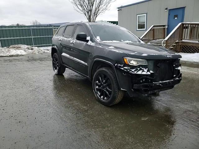 2020 Jeep Grand Cherokee - Image 15