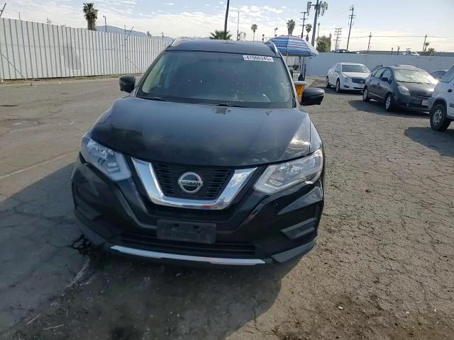 2018 Nissan Rogue - Image 11