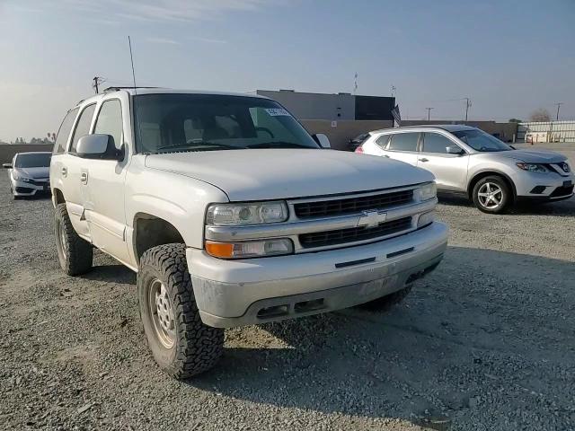 2001 Chevrolet Tahoe - Image 12