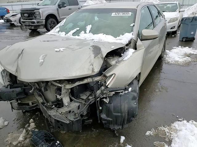 2014 Toyota Camry - Image 11