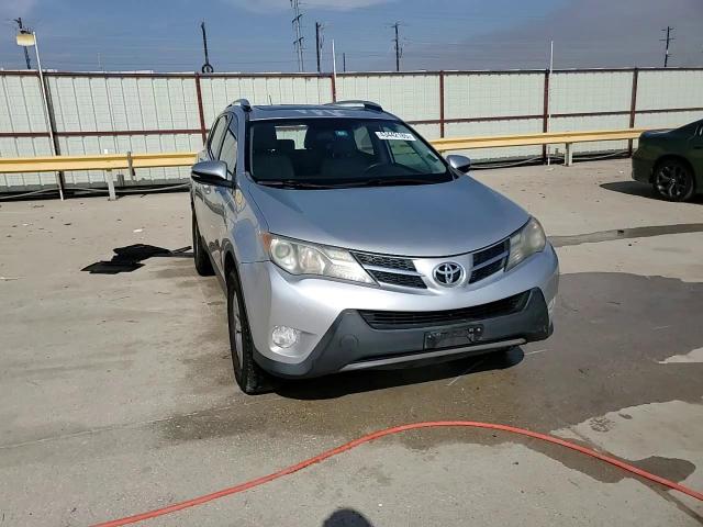 2015 Toyota RAV 4 - Image 14