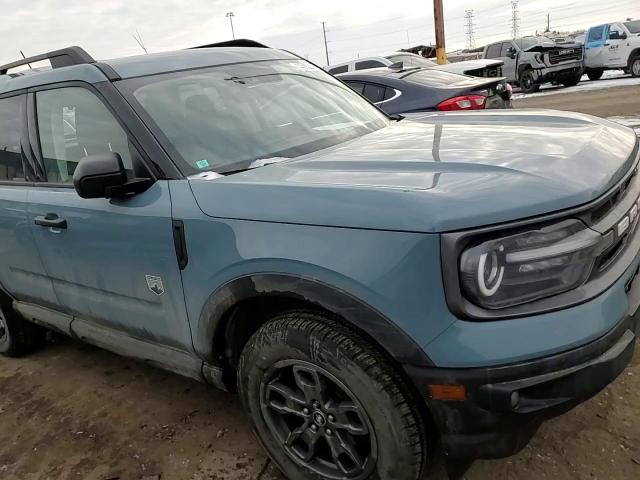 2022 Ford Bronco - Image 11