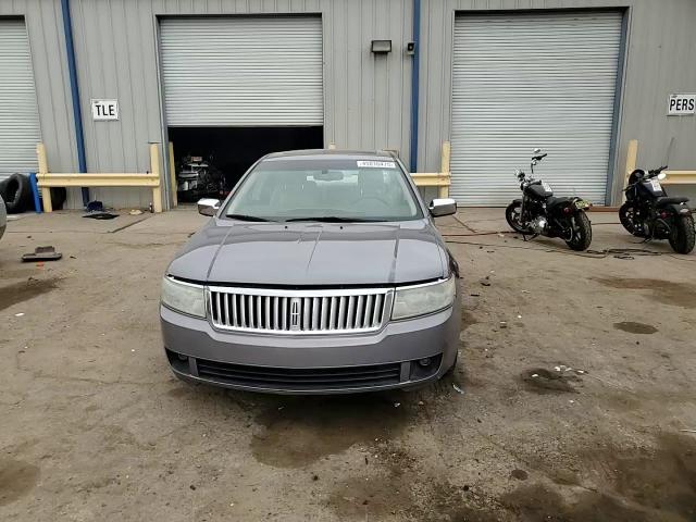 2006 Lincoln Zephyr - Image 10