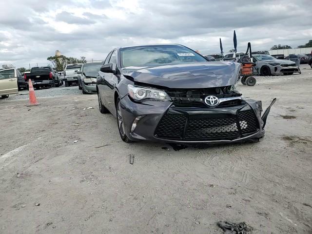2016 Toyota Camry - Image 11