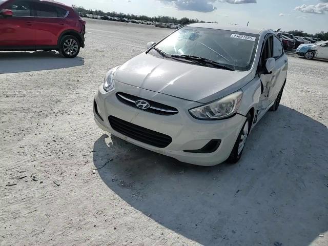 2016 Hyundai Accent - Image 11