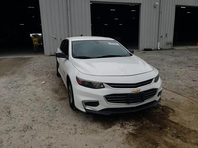 2017 Chevrolet Malibu - Image 10
