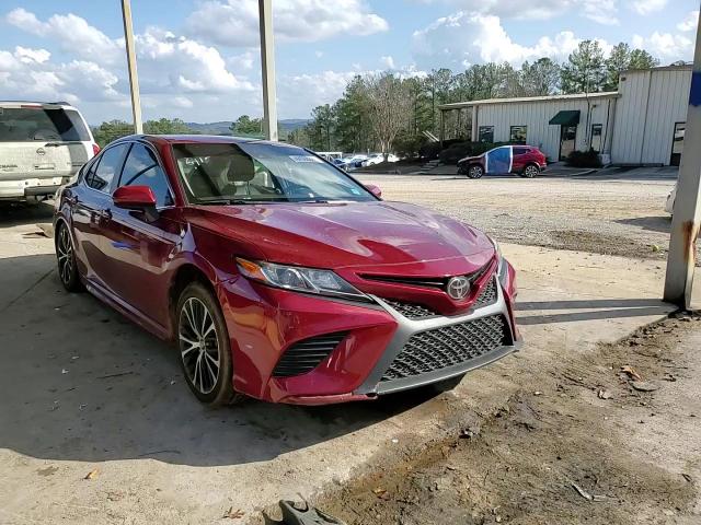 2018 Toyota Camry - Image 10
