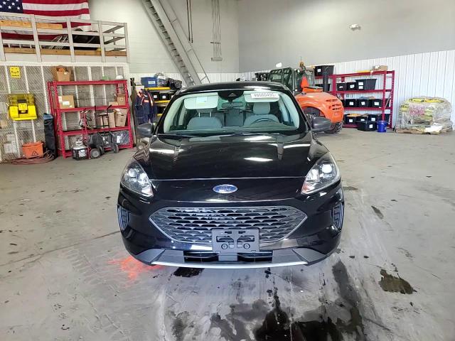 2020 Ford Escape - Image 10