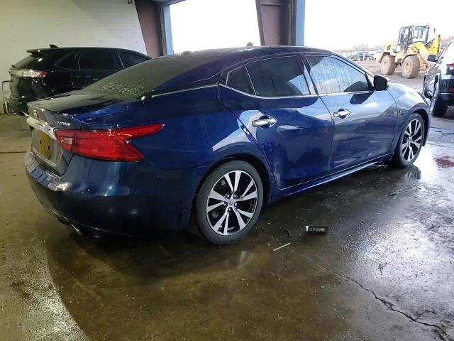 2016 Nissan Maxima - Image 13