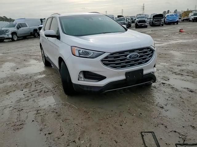2019 Ford Edge - Image 12