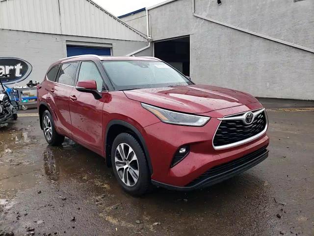 2021 Toyota Highlander - Image 14