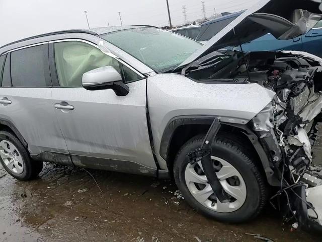2019 Toyota RAV 4 - Image 11