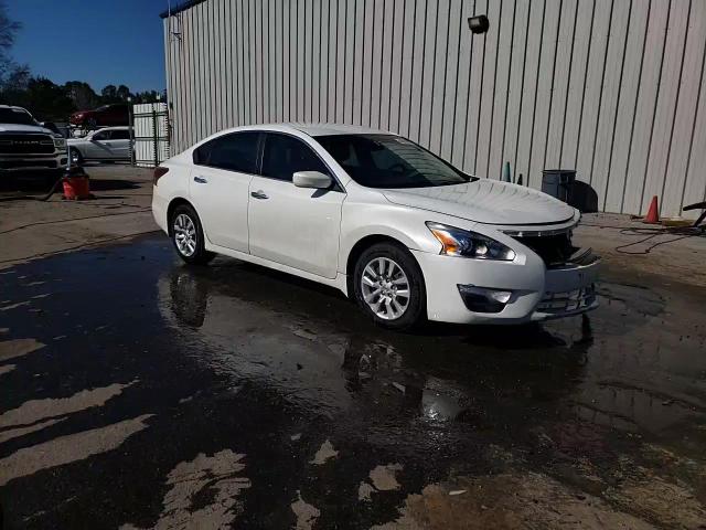 2014 Nissan Altima - Image 13