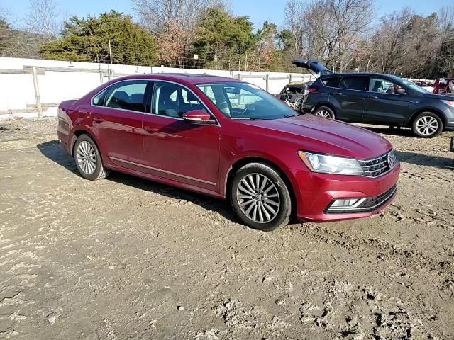 2016 Volkswagen Passat - Image 11