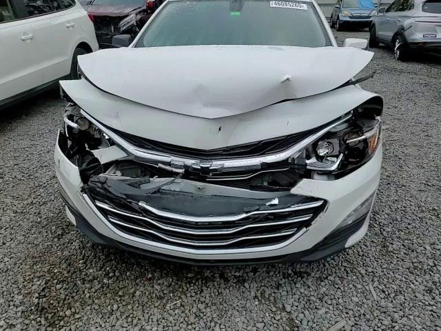2020 Chevrolet Malibu - Image 11
