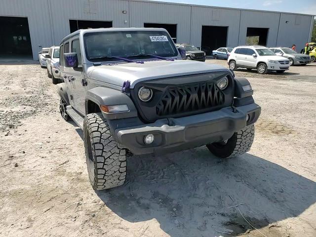 2021 Jeep Wrangler - Image 12