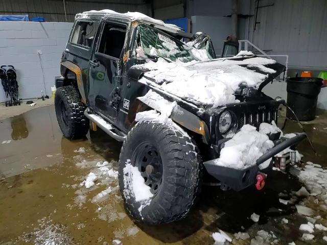 2012 Jeep Wrangler - Image 11