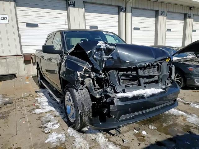 2016 RAM 1500 - Image 11