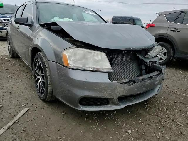 2013 Dodge Avenger - Image 10